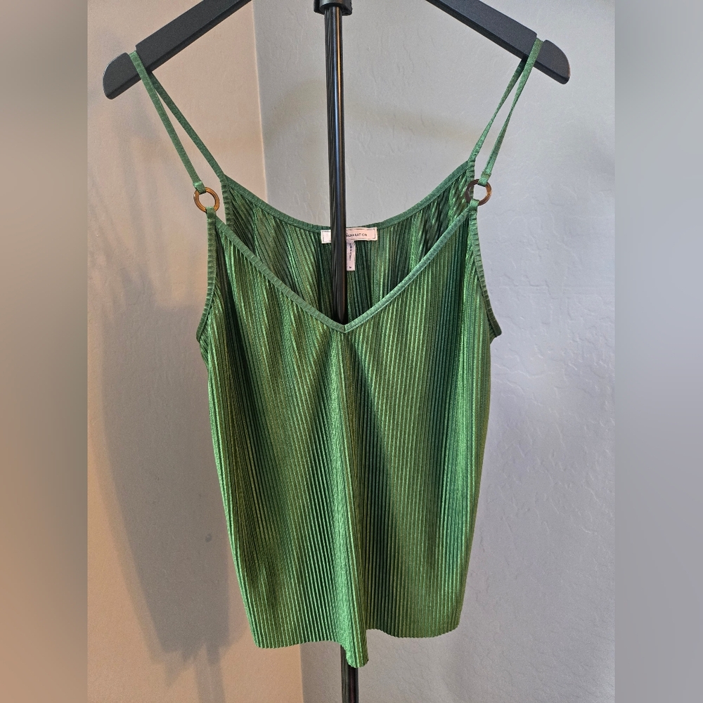 BCBGeneration Vibrant Green Camisole Size M